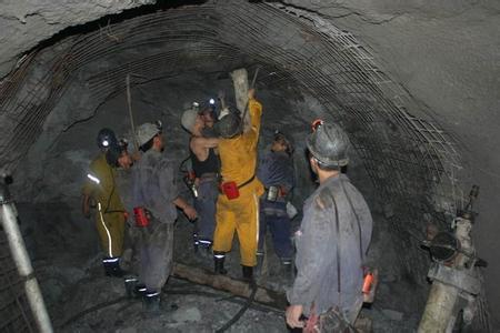 江陵工程爆破中的危险因素分析以及应对工程爆破危险的措施